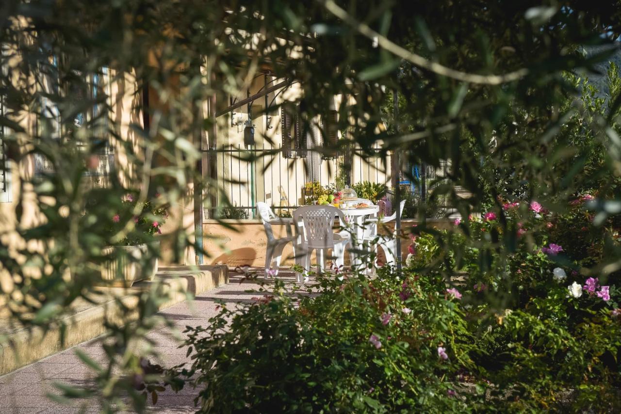Villa Scarponi อัสซิซี ภายนอก รูปภาพ